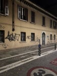 I muri di Brescia ripuliti da Ghost Pitùr. Prima e dopo