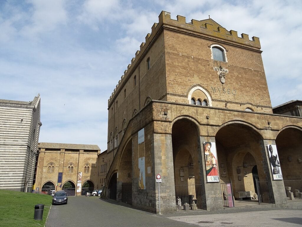 Il Museo dell’Opera del Duomo di Orvieto: chiuso senza progetto, tra ritardi e incognite sulla conservazione