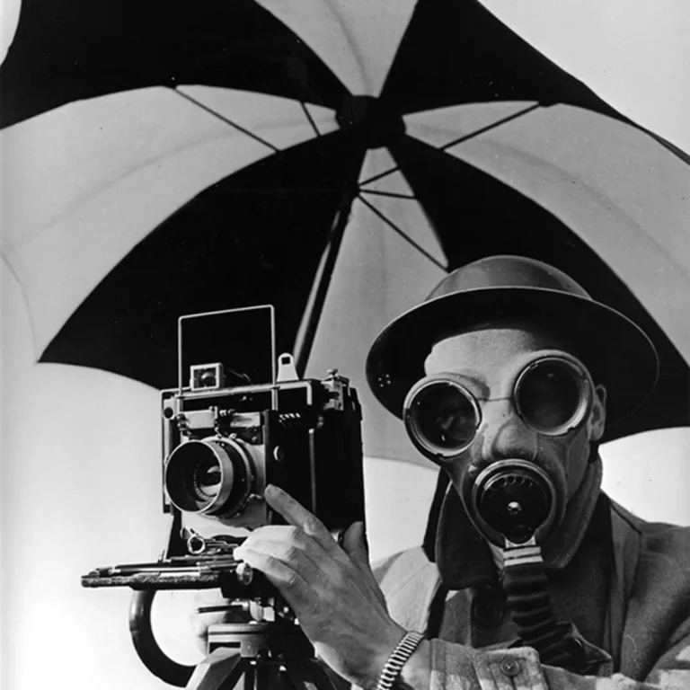 Lee Miller - Camera