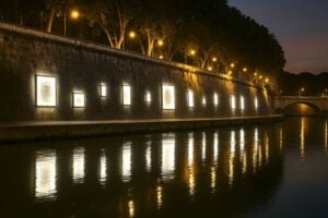 Sui muraglioni del Lungotevere a Roma è in arrivo una affascinante installazione luminosa