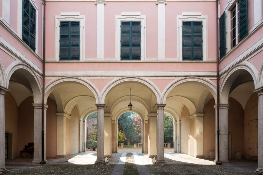 In un palazzo settecentesco a Parma la rassegna video d’arte contemporanea connessa con New York