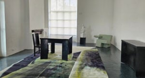 Il pittore Felice Casorati e il designer Piergiorgio Robino dialogano in una mostra in Piemonte