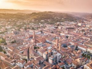 Ecco come Alba cercherà di aggiudicarsi il titolo di Capitale italiana dell’arte contemporanea 2027 