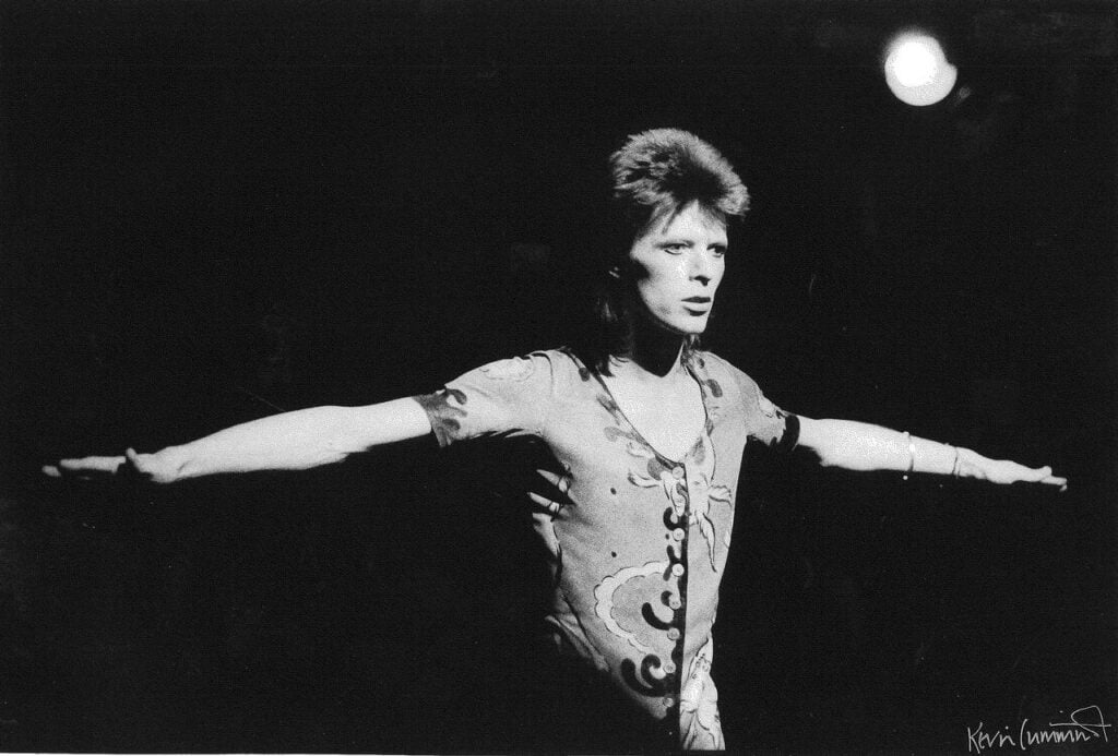 Photograph of David Bowie, Kevin Cummins, 1970s, Uk, Museum S_1326-2010 © Victoria and Albert Museum, London