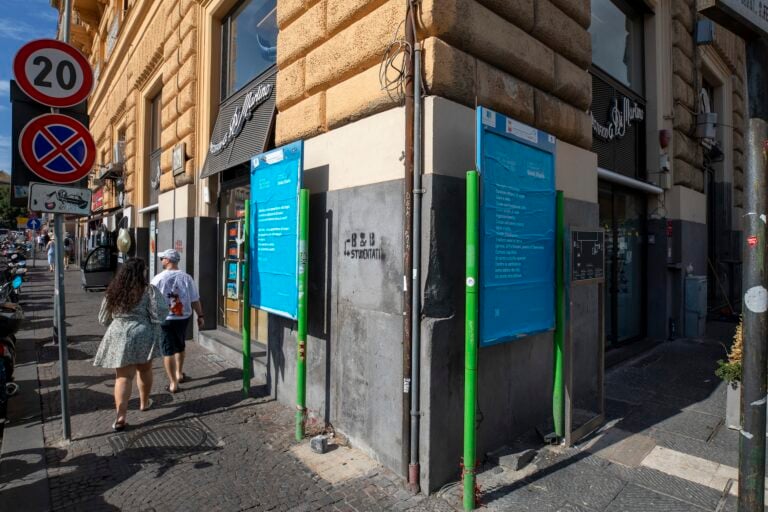 Sislej Xhafa, Blue with No Sky, 2025. Foto Amedeo Benestante. Courtesy l’artista e Galleria CONTINUA