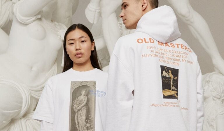 La T-shirt souvenir: da oggetto anonimo a ricordo carico di significato e cultura 