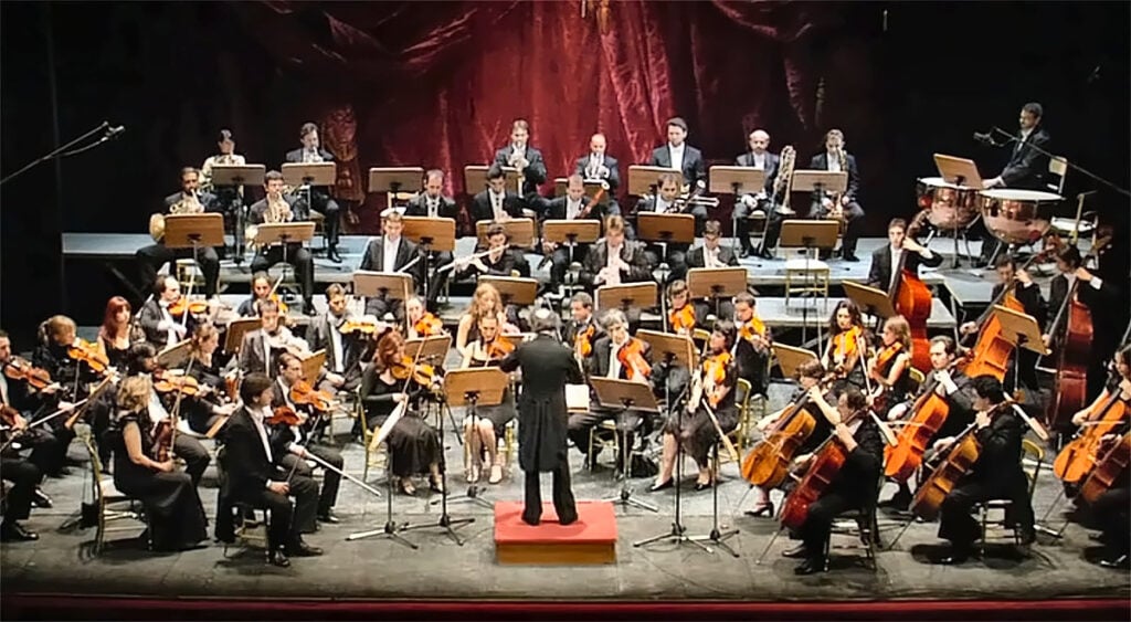 Opera Symphony Orchestra