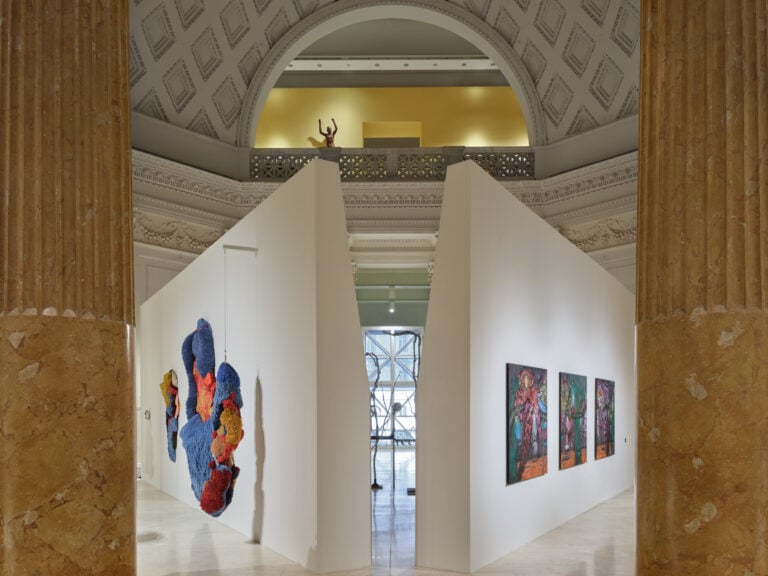 218aquadriennale2025fantasticafotografiaagostinoosioalto pianoago1208 La Quadriennale di Roma si intitola Fantastica, ma lo è davvero?