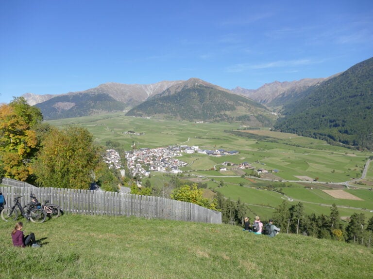 Panorama di Burgusio dalla chiesa di Santo Stefano