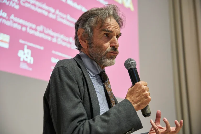 6 la presentazione del progetto roma consolari idee per una capitale del xxi secolo durante citta nel futuro 2030 2050 courtesy ance E se l’infrastruttura radiale delle vie consolari rappresentasse il futuro di Roma?