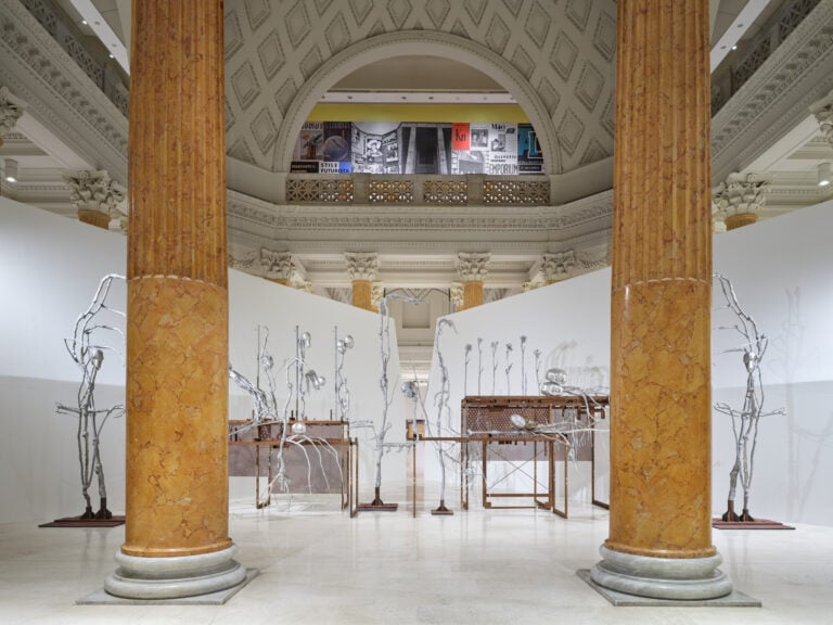 18° Quadriennale d’arte, Fantastica, Palazzo Esposizioni Roma, 11 ottobre 2025 - 18 gennaio 2026, veduta dell’allestimento della sezione curata da Francesco Bonami. Nella foto, l’opera di Giulia Cenci, courtesy Fondazione La Quadriennale di Roma, Fotografia Agostino Osio - Alto Piano