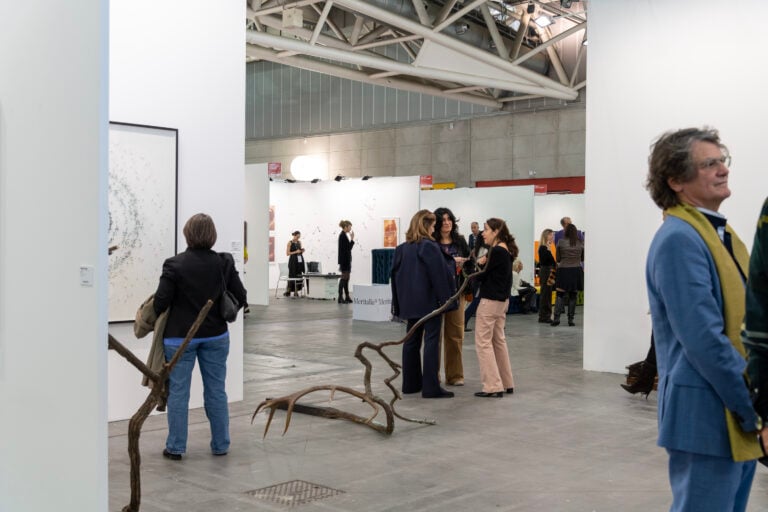 artissima torino 2025 ph irene fanizza 30 Le prime immagini da Artissima 2025 a Torino. Eccellente edizione per la fiera più contemporanea d'Europa