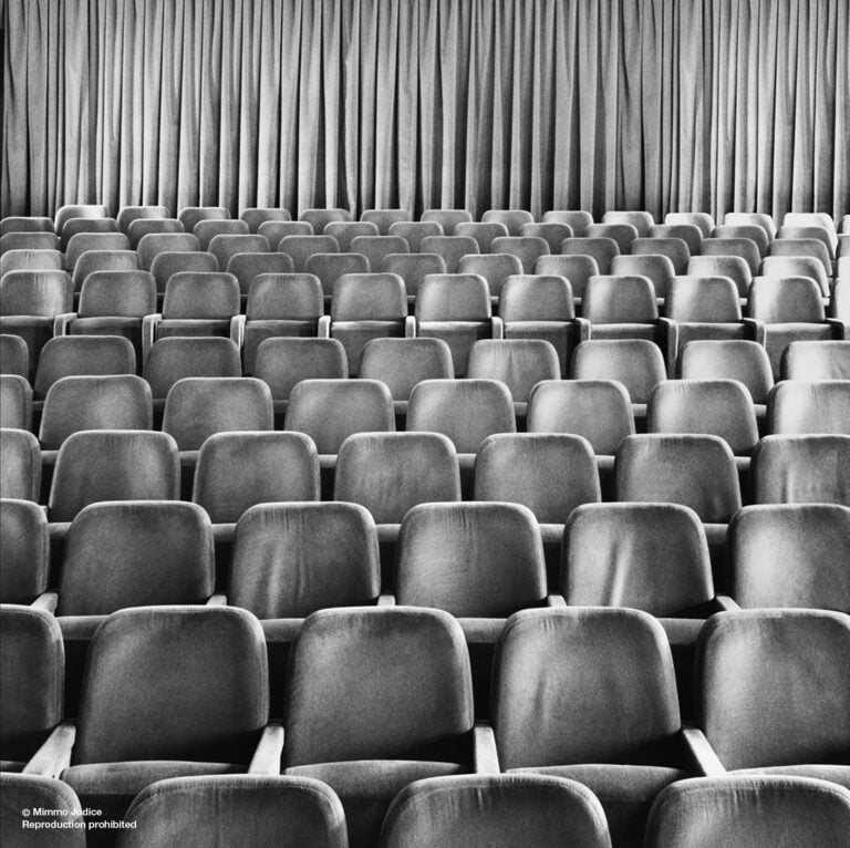 Mimmo Jodice, dalla serie "Attesa"