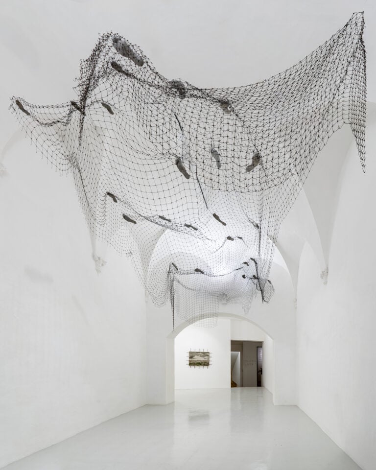 Yoan Capote, Ruido blanco, 2025, installation view, Galleria Continua. Photo: Ela Bialkowska, OKNO Studio.