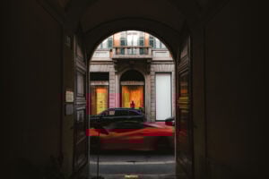 Davvero la moda in Via Monte Napoleone a Milano avrà un danno dalla ZTL?