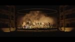 La grande impresa di realizzare un’opera alla Scala: il film che mostra il dietro le quinte
