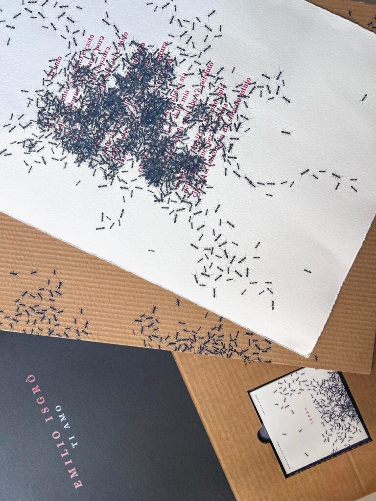 Emilio Isgrò, Ti amo, 2025. Acqua forte e acqua tinta su carta Hahnemuhle