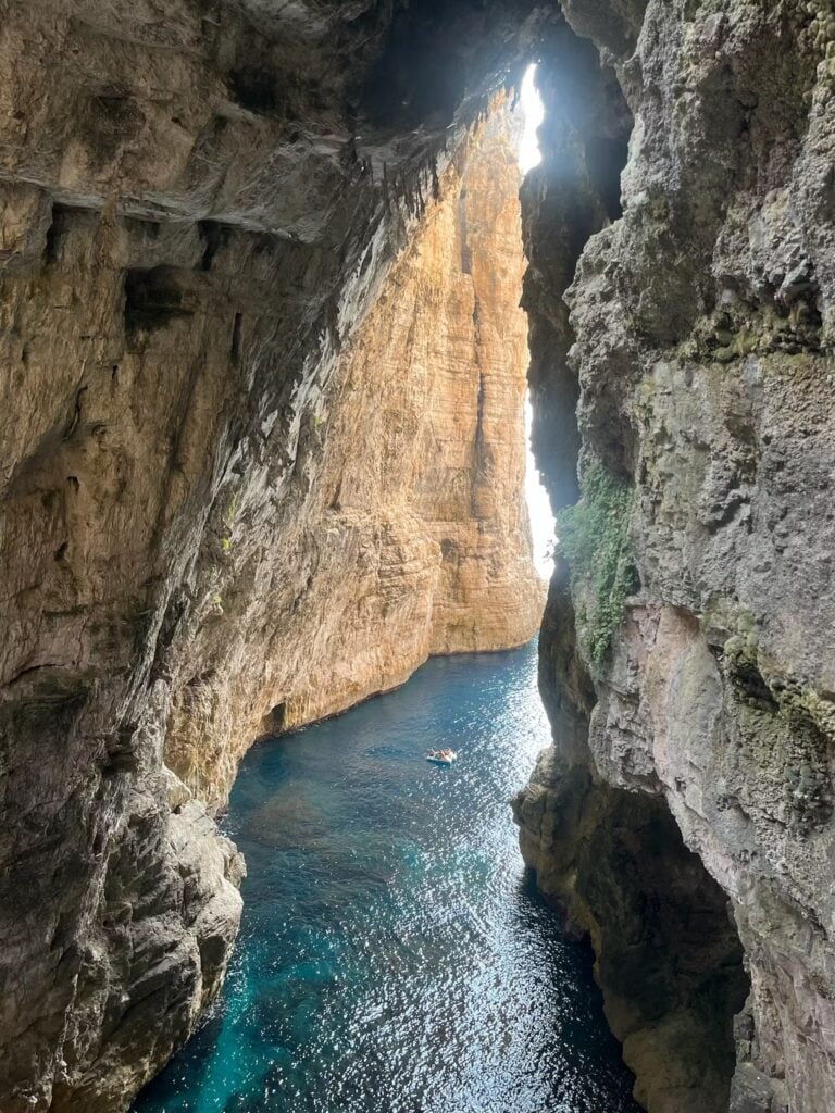 grotta del turco233952 Tornano le Giornate d'Autunno del FAI. 10 luoghi nella natura da vedere per sostenere il Fondo per l'Ambiente