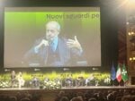 “Esponiamo nelle aziende le opere d’arte chiuse nei depositi dei musei pubblici”. La proposta