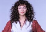 Le opere di oltre 50 artisti inglesi ispirate da una canzone di Kate Bush all’asta per aiutare i bambini coinvolti nelle guerre