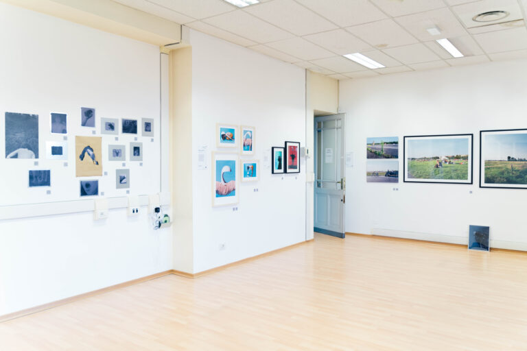 liquida winter edition dark matter tratte latenti tra corpo e cosmo a cura di laura tota La prima fiera collaterale dell’Art Week di Torino inaugura fuori Torino: report da Paratissima a Moncalieri