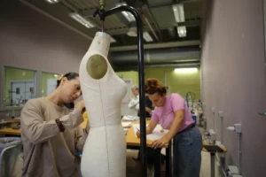 Fare con quello che c’è già. A Milano arriva il primo festival dedicato alla moda circolare