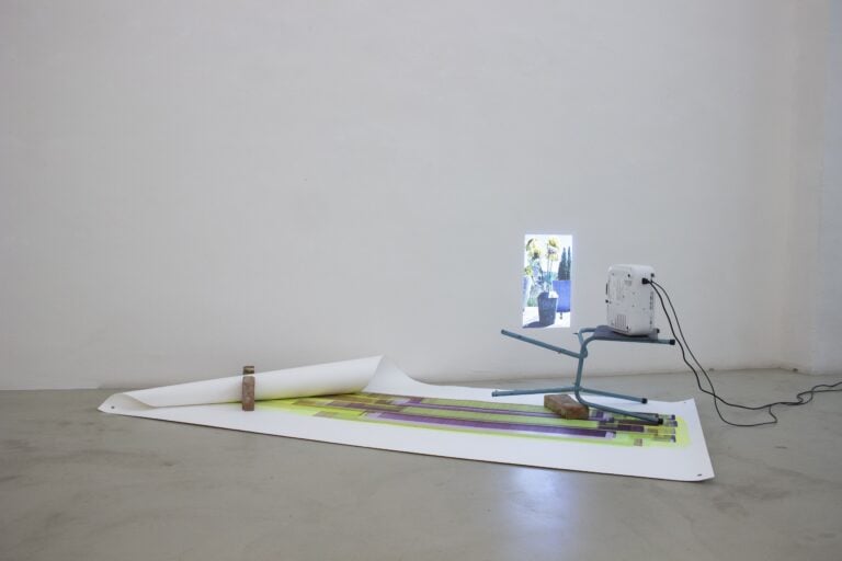 people i know installation view at labs contemporary art bologna 2025 3 Uno spettacolo di memoria, corpo e materia. Tre artiste si incontrano in una mostra a Bologna