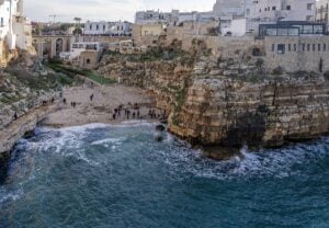 Tutte le mostre da vedere in Puglia in questo autunno 2025. La guida