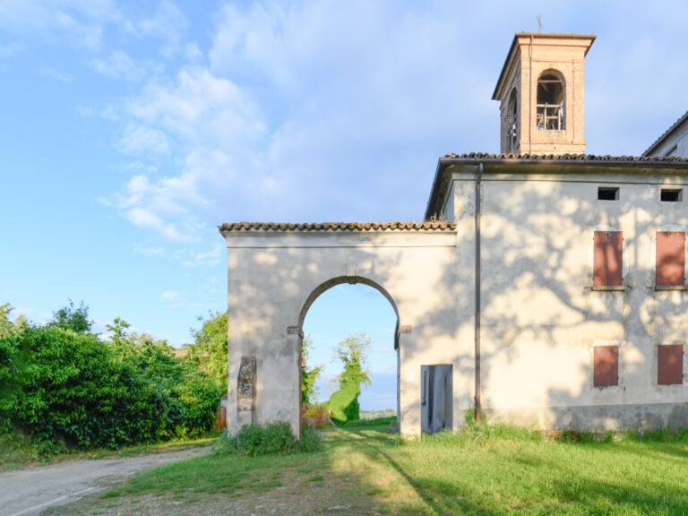 Quattro Castella, Chiesa di Santa Maria Assunta in Mucciatella nella frazione di Puianello, ph. Camila Schuliaquer