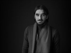 Come sta la giovane poesia italiana? 10 nomi che stanno ridefinendo la scena emergente