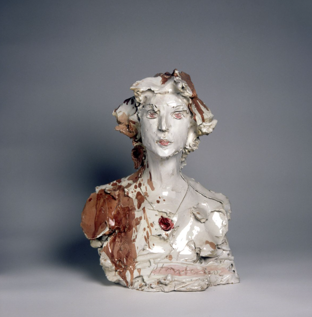 Lucio Fontana, Ritratto di Esa, 1953, terracotta invetriata, 57 x 43 x 28 cm, collezione privata