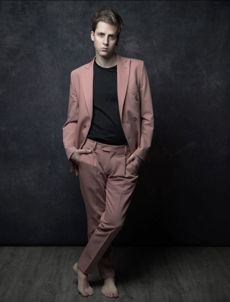 screenshot 2025 10 28 alle 142704 Nell'ex cimitero di San Pietro in Vincoli di Torino va in scena un “funerale performativo”. Intervista all'artista 