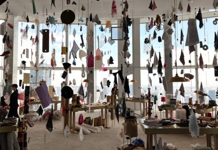 Arriva a Tokyo la galleria del brand Chanel. Il video