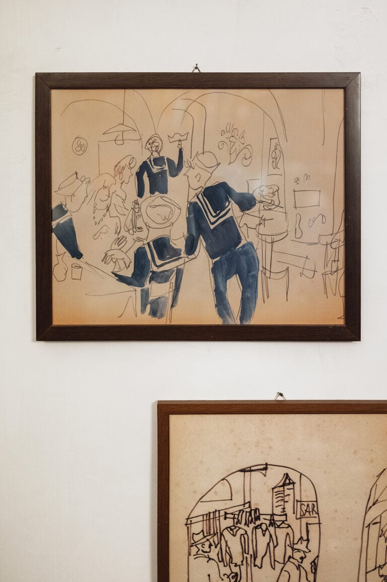 A Genova una mostra d’arte contemporanea che trasforma in museo l’antico negozio d’abbigliamento