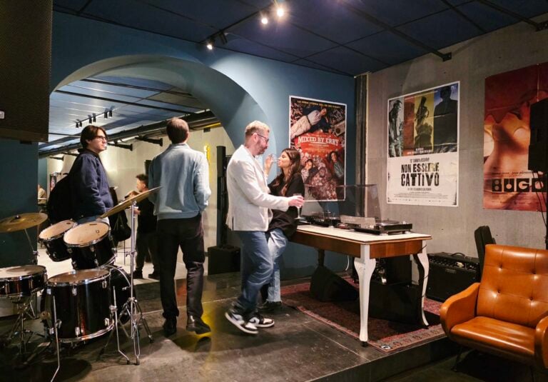 20251112124030143144 “Facciamo comunità con la cultura”. A Milano apre NOISE, polo creativo con mini-cinema, musica, bar sociale