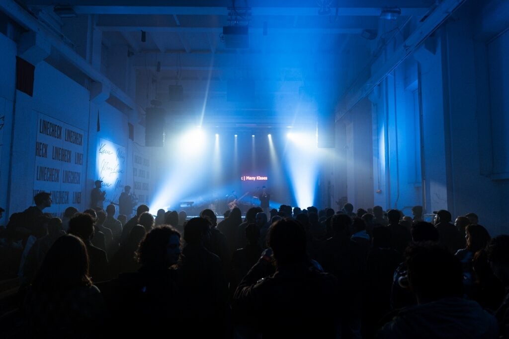 Guida ai festival culturali in Italia di fine novembre 2025: Mind Marea, Musica in Prossimità, Reggio e Torino Film Festival