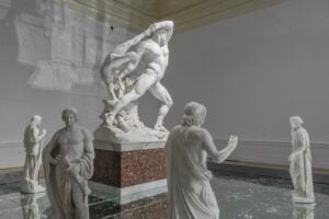 Il nuovo disastroso allestimento della Galleria Nazionale d’Arte Moderna e Contemporanea di Roma 