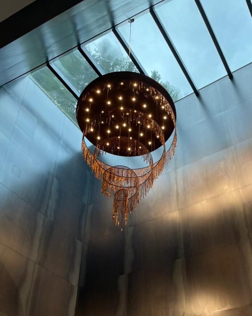 Julia Bornefeld, Copper Matrix, 2018 Lichtinstallation / Installazione luminosa / Light installation, 280 x 180 cm. Sammlung / Collezione / Collection Fondazione Cassa di Risparmio, Bolzano / Stiftung Südtiroler Sparkasse Foto: Museion, Bozen/Bolzano. Installation view: Landesmuseum Bergabau, Prettau / Museo Provinciale Miniere, Predoi