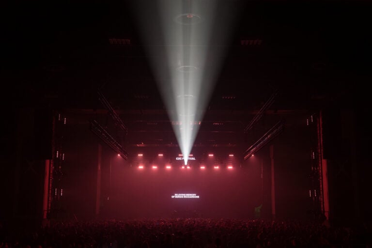 C2C25 STAMPA LINGOTTO ©llum collettivo