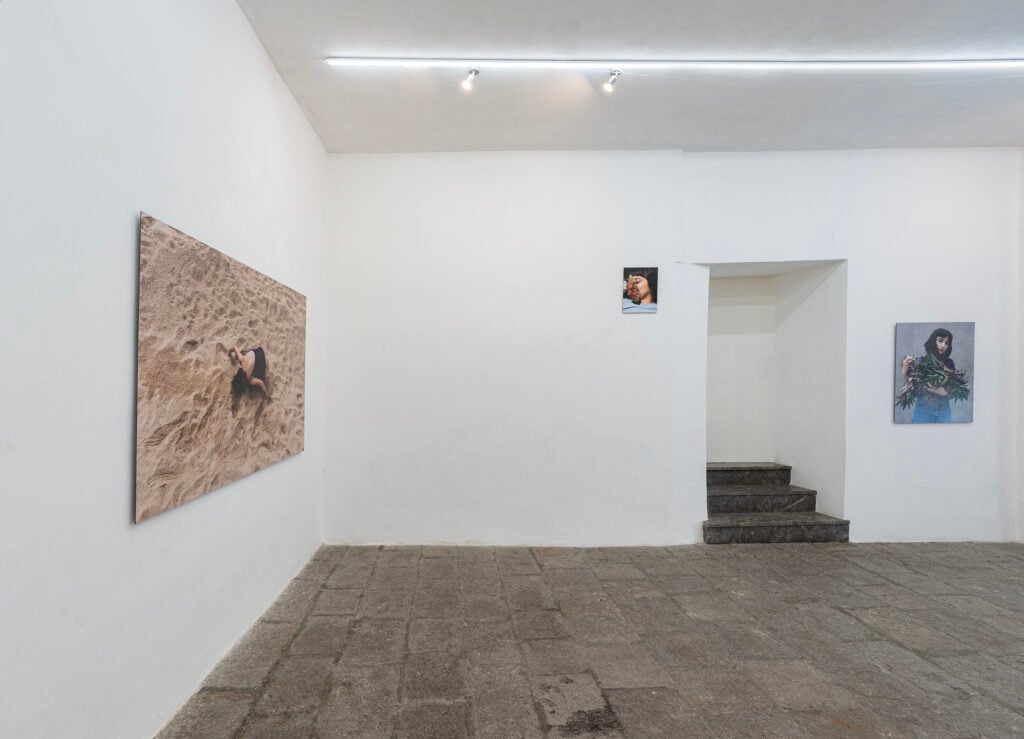 Cihan Çakmak, Not Me Not You, Then I Decided To Be Free, installation view at RizzutoGallery, Palermo, 2025. Courtesy RizzutoGallery