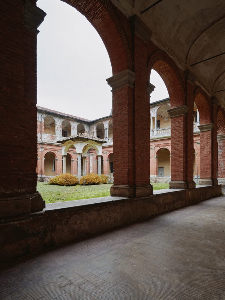 Intervista ai tre fondatori della residenza d’artista in Piemonte che porta l’arte contemporanea lontano dai suoi centri