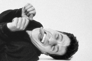 Un libro raccoglie tutte le opere, gli interventi e le interviste di Maurizio Cattelan