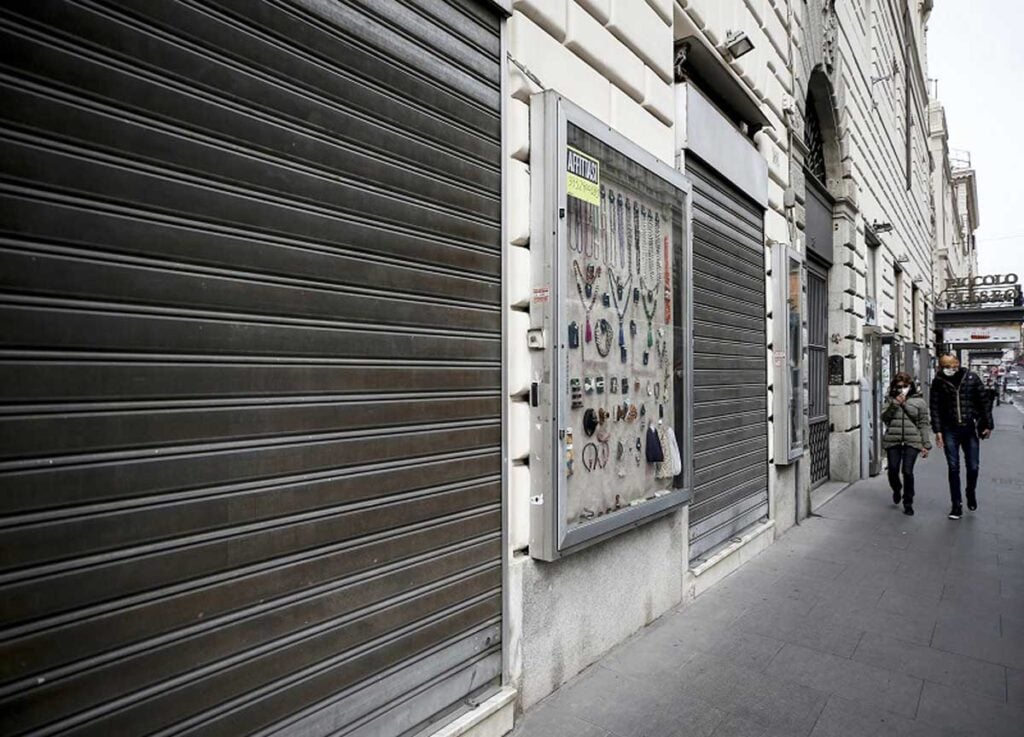 Crisi dei negozi. In pericolo non è solo l’economia ma anche il volto della città italiane