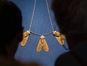 Tesori dei Faraoni: la mostra dedicata al fascino dell’Antico Egitto sta conquistando Roma