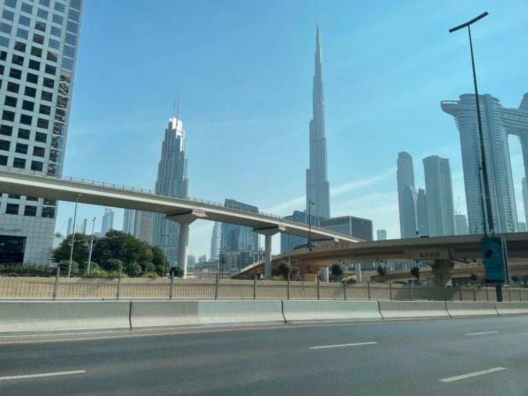 Dubai in svolta culturale: luci d’artista e nuovo centro d’arte negli spazi di Expo City negli Emirati Arabi