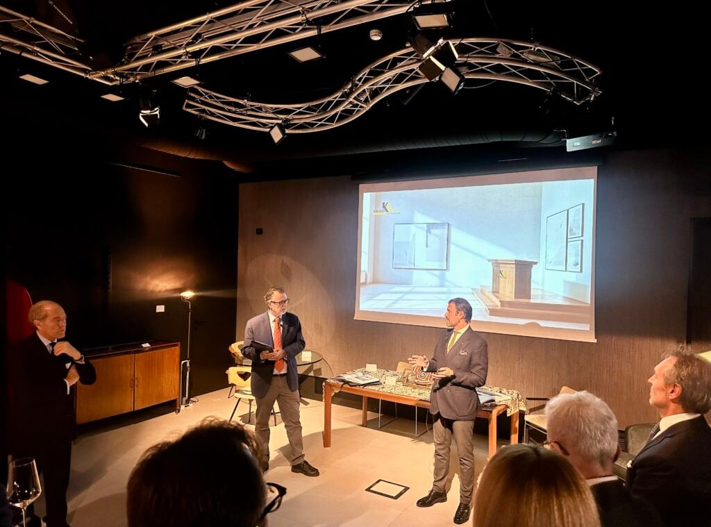 Un vecchio cinema di Milano riapre dopo anni: all’interno spazio per l’arte e per una casa d’aste