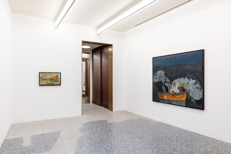 massimodecarloludovic nkoth202509 019 La pittura di Ludovic Nkoth, tra corpo e attualità. La mostra a Milano