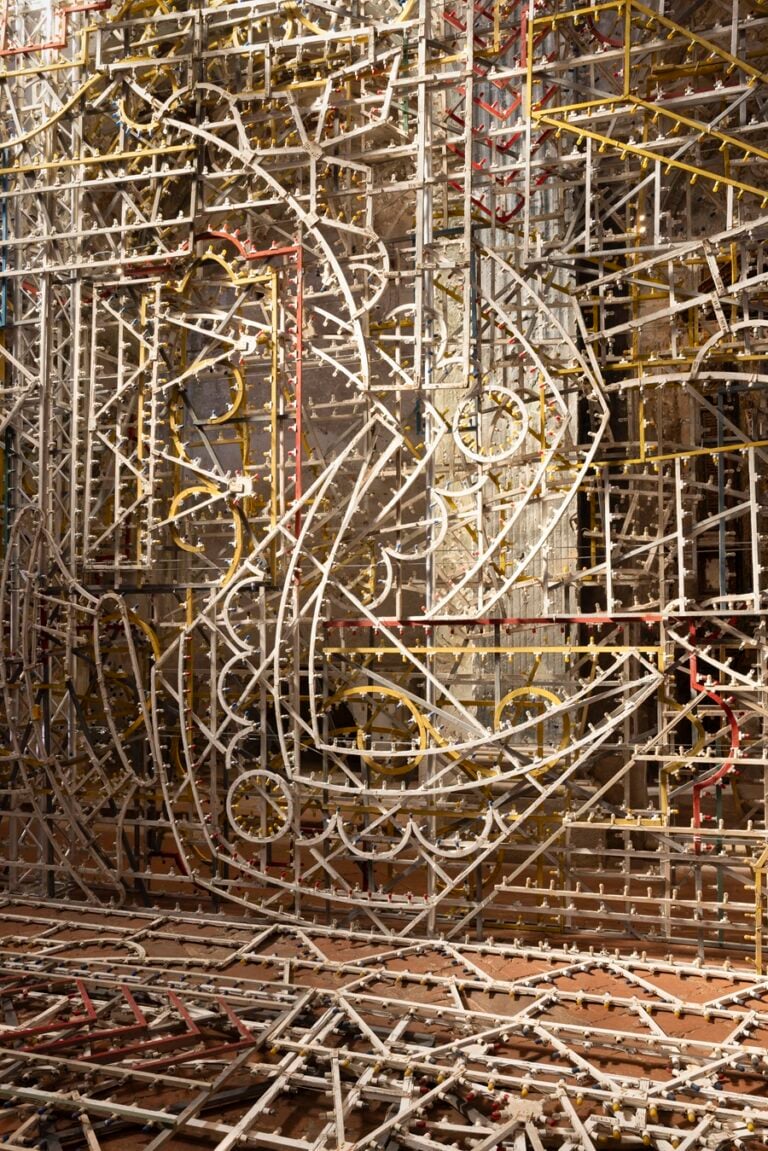 Massimo Bartolini, 100 Giorni, 2025. Photo Form Group - Andrea Rossetti. Courtesy San Carlo Cremona e l’artista. Con il contributo di MASSIMODECARLO