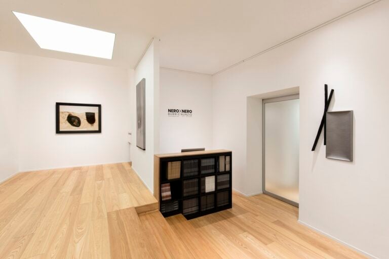 Nero x Nero, Burri e Nunzio, 2025. Credits Gabriele Abbruzzese. Courtesy Mazzoleni