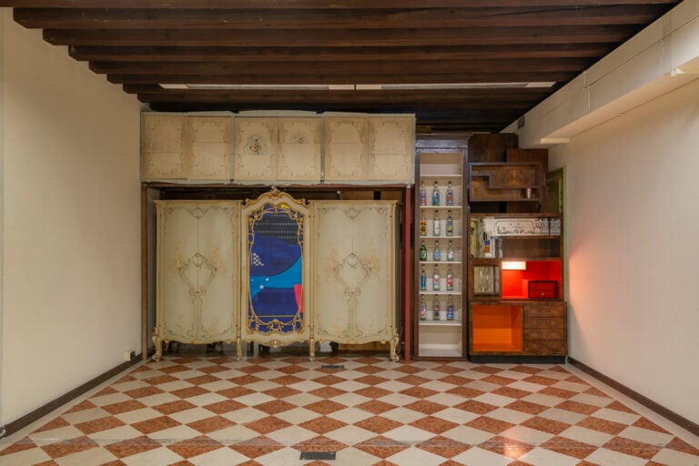 A Castelfranco Veneto l’arte contemporanea riattiva la memoria di un edificio simbolo della città